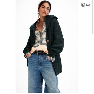 Free People deepest spruce dark green color Knit Sweater-sold out